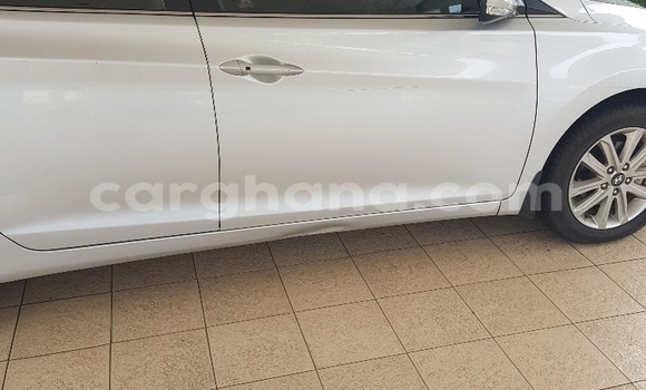 Buy Used Hyundai Elantra Silver Car in Accra in Greater Accra Buy Used Hyundai Elantra Silver Car in Accra in Greater Accra