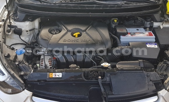 Buy Used Hyundai Elantra Silver Car in Accra in Greater Accra Buy Used Hyundai Elantra Silver Car in Accra in Greater Accra