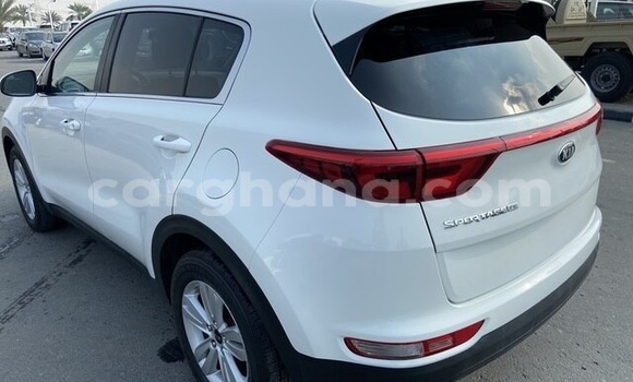 Buy Used Kia Sportage White Car in Tema in Greater Accra Buy Used Kia Sportage White Car in Tema in Greater Accra