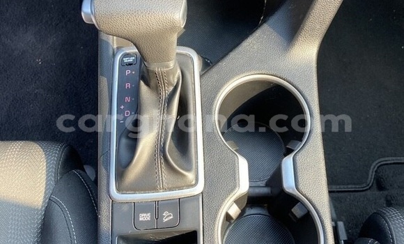 Buy Used Kia Sportage White Car in Tema in Greater Accra Buy Used Kia Sportage White Car in Tema in Greater Accra