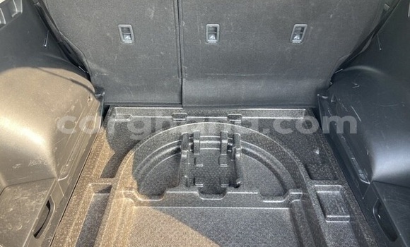 Buy Used Kia Sportage White Car in Tema in Greater Accra Buy Used Kia Sportage White Car in Tema in Greater Accra