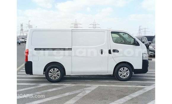 Buy Import Nissan Urvan White Car in Import - Dubai in Ashanti Buy Import Nissan Urvan White Car in Import - Dubai in Ashanti