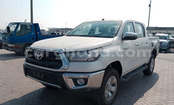 Buy Used Toyota Hilux White Car in Accra in Greater Accra