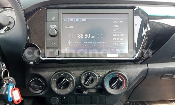 Sayi Na hannu Toyota Hilux White Mota in Accra a Greater Accra Sayi Na hannu Toyota Hilux White Mota in Accra a Greater Accra