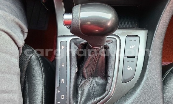 Buy Used Kia K5 White Car in Accra in Greater Accra Buy Used Kia K5 White Car in Accra in Greater Accra