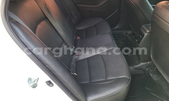 Buy Used Kia K5 White Car in Accra in Greater Accra Buy Used Kia K5 White Car in Accra in Greater Accra