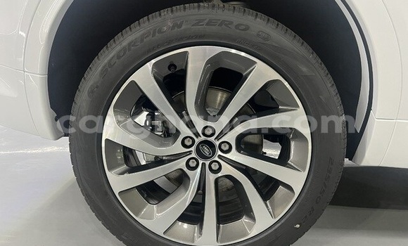 Sayi Na hannu Land Rover Discovery Sport White Mota in Accra a Greater Accra Sayi Na hannu Land Rover Discovery Sport White Mota in Accra a Greater Accra