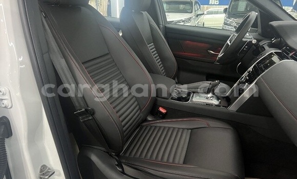 Sayi Na hannu Land Rover Discovery Sport White Mota in Accra a Greater Accra Sayi Na hannu Land Rover Discovery Sport White Mota in Accra a Greater Accra