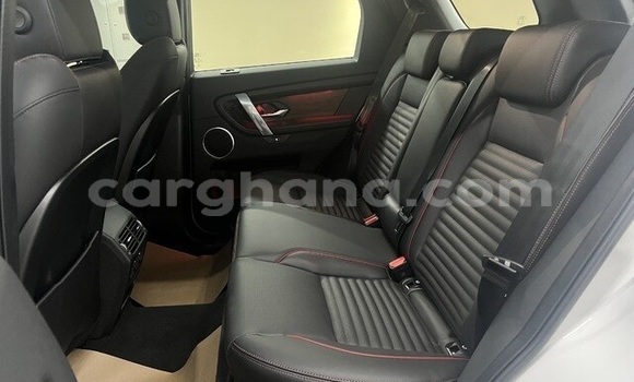 Sayi Na hannu Land Rover Discovery Sport White Mota in Accra a Greater Accra Sayi Na hannu Land Rover Discovery Sport White Mota in Accra a Greater Accra
