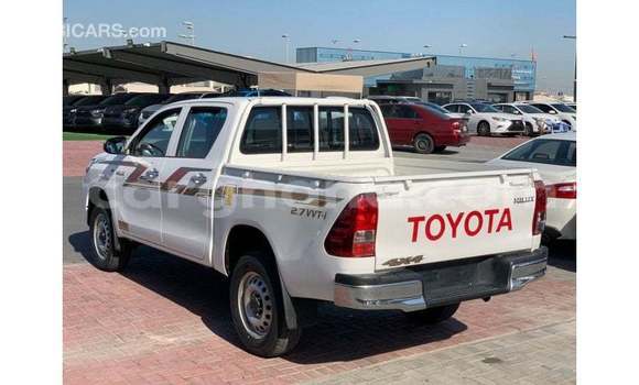 Ra Imported Toyota Hilux funfun Ọkọ̀ in Import - Dubai ni Ashanti Ra Imported Toyota Hilux funfun Ọkọ̀ in Import - Dubai ni Ashanti