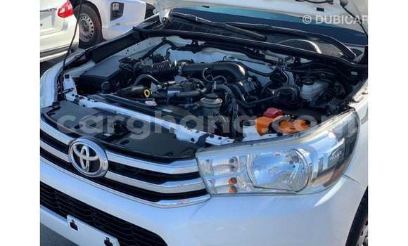 Ra Imported Toyota Hilux funfun Ọkọ̀ in Import - Dubai ni Ashanti Ra Imported Toyota Hilux funfun Ọkọ̀ in Import - Dubai ni Ashanti