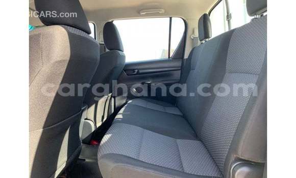Ra Imported Toyota Hilux funfun Ọkọ̀ in Import - Dubai ni Ashanti Ra Imported Toyota Hilux funfun Ọkọ̀ in Import - Dubai ni Ashanti