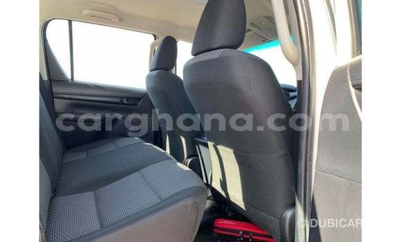Ra Imported Toyota Hilux funfun Ọkọ̀ in Import - Dubai ni Ashanti Ra Imported Toyota Hilux funfun Ọkọ̀ in Import - Dubai ni Ashanti