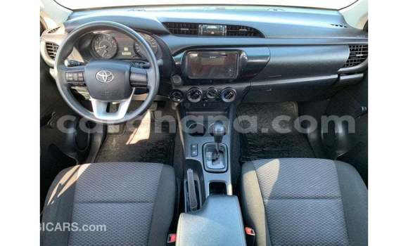 Ra Imported Toyota Hilux funfun Ọkọ̀ in Import - Dubai ni Ashanti Ra Imported Toyota Hilux funfun Ọkọ̀ in Import - Dubai ni Ashanti