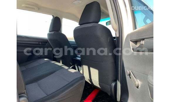 Ra Imported Toyota Hilux funfun Ọkọ̀ in Import - Dubai ni Ashanti Ra Imported Toyota Hilux funfun Ọkọ̀ in Import - Dubai ni Ashanti