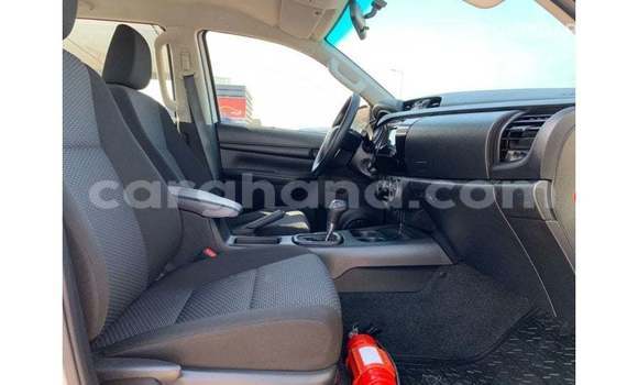 Ra Imported Toyota Hilux funfun Ọkọ̀ in Import - Dubai ni Ashanti Ra Imported Toyota Hilux funfun Ọkọ̀ in Import - Dubai ni Ashanti