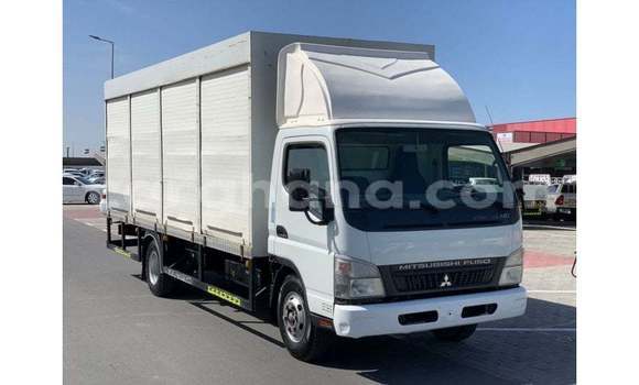 Buy Import Mitsubishi Carisma White Car in Import - Dubai in Ashanti Buy Import Mitsubishi Carisma White Car in Import - Dubai in Ashanti