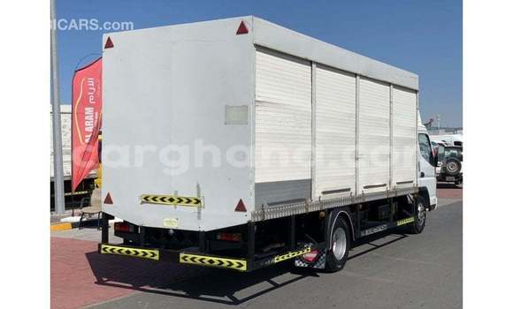 Buy Import Mitsubishi Carisma White Car in Import - Dubai in Ashanti Buy Import Mitsubishi Carisma White Car in Import - Dubai in Ashanti