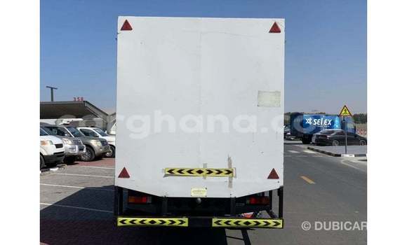 Buy Import Mitsubishi Carisma White Car in Import - Dubai in Ashanti Buy Import Mitsubishi Carisma White Car in Import - Dubai in Ashanti