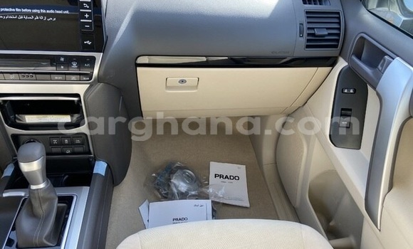 Sayi Na hannu Toyota Land Cruiser Prado White Mota in Accra a Greater Accra Sayi Na hannu Toyota Land Cruiser Prado White Mota in Accra a Greater Accra