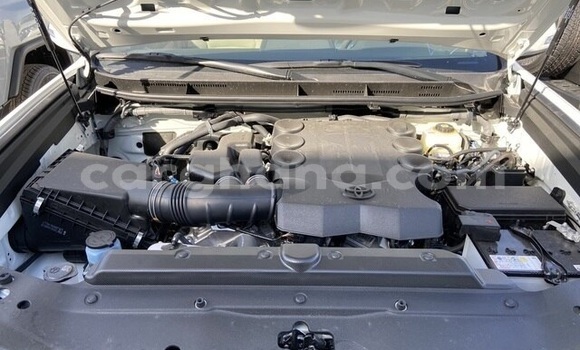 Sayi Na hannu Toyota Land Cruiser Prado White Mota in Accra a Greater Accra Sayi Na hannu Toyota Land Cruiser Prado White Mota in Accra a Greater Accra