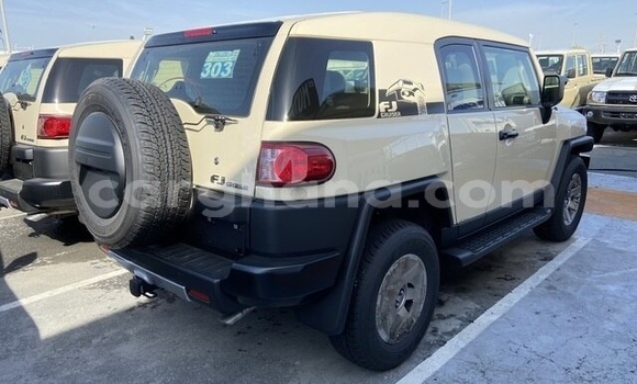 Sayi Na hannu Toyota FJ Cruiser M Mota in Accra a Greater Accra Sayi Na hannu Toyota FJ Cruiser M Mota in Accra a Greater Accra