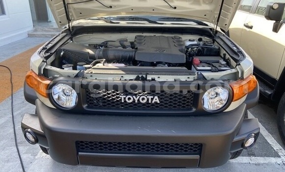Sayi Na hannu Toyota FJ Cruiser M Mota in Accra a Greater Accra Sayi Na hannu Toyota FJ Cruiser M Mota in Accra a Greater Accra