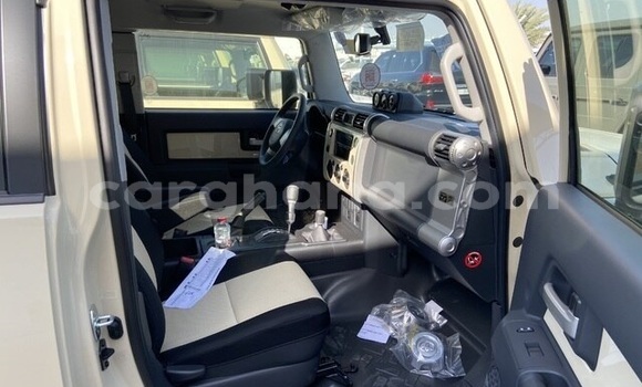 Sayi Na hannu Toyota FJ Cruiser M Mota in Accra a Greater Accra Sayi Na hannu Toyota FJ Cruiser M Mota in Accra a Greater Accra