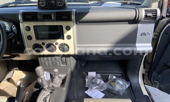 Sayi Na hannu Toyota FJ Cruiser M Mota in Accra a Greater Accra Sayi Na hannu Toyota FJ Cruiser M Mota in Accra a Greater Accra