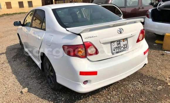 Buy Used Toyota Corolla White Car in Accra in Greater Accra
