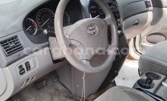 Buy Used Toyota Sienna White Car in Takoradi in Western Buy Used Toyota Sienna White Car in Takoradi in Western