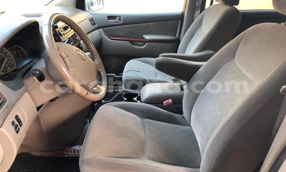 Buy Used Toyota Sienna White Car in Takoradi in Western Buy Used Toyota Sienna White Car in Takoradi in Western