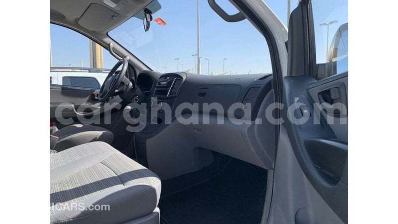 Big with watermark hyundai accent ashanti import dubai 53687