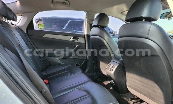 Sayi Na hannu Hyundai Sonata White Mota in Accra a Greater Accra Sayi Na hannu Hyundai Sonata White Mota in Accra a Greater Accra