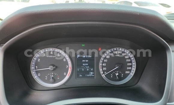 Sayi Na hannu Hyundai Sonata White Mota in Accra a Greater Accra Sayi Na hannu Hyundai Sonata White Mota in Accra a Greater Accra