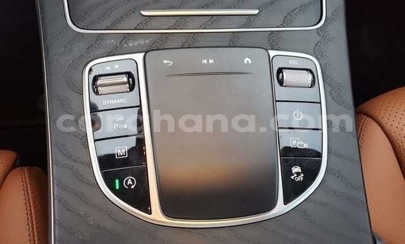 Sayi Na hannu Mercedes‒Benz GLC White Mota in Accra a Greater Accra Sayi Na hannu Mercedes‒Benz GLC White Mota in Accra a Greater Accra