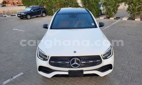 Sayi Na hannu Mercedes‒Benz GLC White Mota in Accra a Greater Accra Sayi Na hannu Mercedes‒Benz GLC White Mota in Accra a Greater Accra
