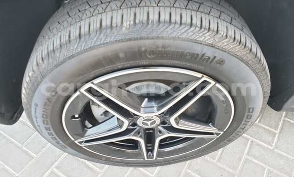 Sayi Na hannu Mercedes‒Benz GLC White Mota in Accra a Greater Accra Sayi Na hannu Mercedes‒Benz GLC White Mota in Accra a Greater Accra