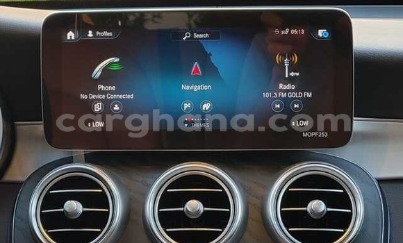 Sayi Na hannu Mercedes‒Benz GLC White Mota in Accra a Greater Accra Sayi Na hannu Mercedes‒Benz GLC White Mota in Accra a Greater Accra