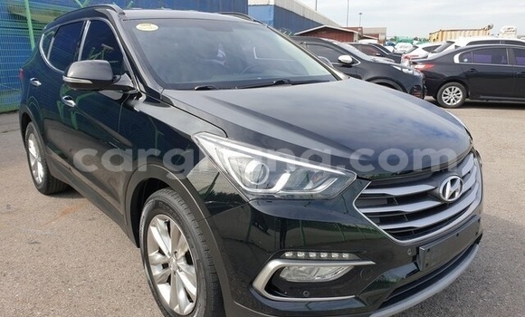 Buy Used Hyundai Santa Fe Black Car in Accra in Greater Accra Buy Used Hyundai Santa Fe Black Car in Accra in Greater Accra