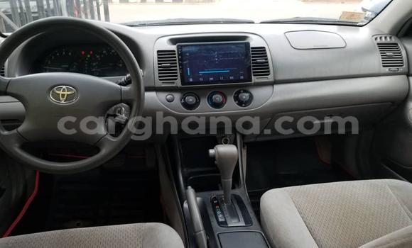Sayi Na hannu Toyota Camry Azurfa Mota in Sekondi–Takoradi Metropolitan a Yamma Sayi Na hannu Toyota Camry Azurfa Mota in Sekondi–Takoradi Metropolitan a Yamma