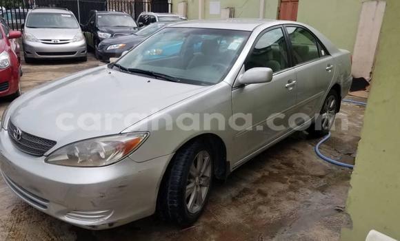 Sayi Na hannu Toyota Camry Azurfa Mota in Sekondi–Takoradi Metropolitan a Yamma Sayi Na hannu Toyota Camry Azurfa Mota in Sekondi–Takoradi Metropolitan a Yamma