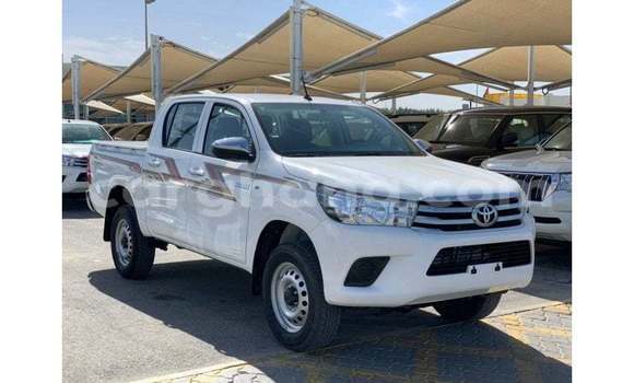 Ra Imported Toyota Hilux funfun Ọkọ̀ in Import - Dubai ni Ashanti Ra Imported Toyota Hilux funfun Ọkọ̀ in Import - Dubai ni Ashanti
