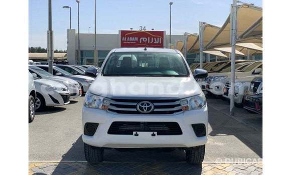Ra Imported Toyota Hilux funfun Ọkọ̀ in Import - Dubai ni Ashanti Ra Imported Toyota Hilux funfun Ọkọ̀ in Import - Dubai ni Ashanti