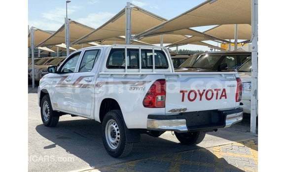 Ra Imported Toyota Hilux funfun Ọkọ̀ in Import - Dubai ni Ashanti Ra Imported Toyota Hilux funfun Ọkọ̀ in Import - Dubai ni Ashanti