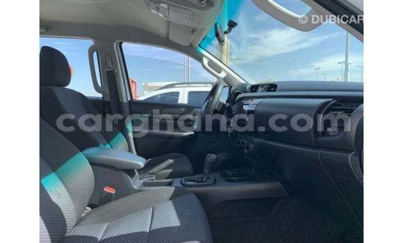 Ra Imported Toyota Hilux funfun Ọkọ̀ in Import - Dubai ni Ashanti Ra Imported Toyota Hilux funfun Ọkọ̀ in Import - Dubai ni Ashanti