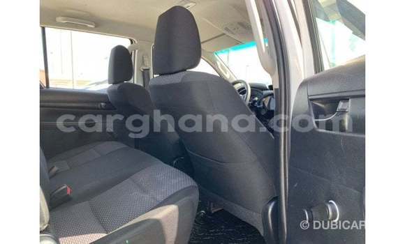 Ra Imported Toyota Hilux funfun Ọkọ̀ in Import - Dubai ni Ashanti Ra Imported Toyota Hilux funfun Ọkọ̀ in Import - Dubai ni Ashanti