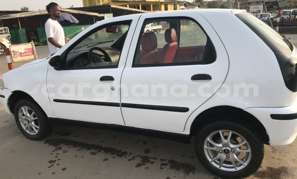 Buy Used Fiat Palio White Car in Accra in Greater Accra Buy Used Fiat Palio White Car in Accra in Greater Accra