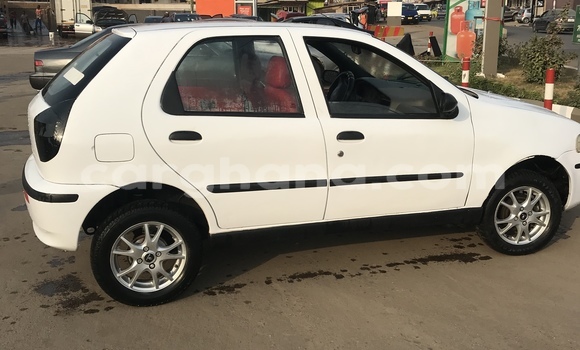 Buy Used Fiat Palio White Car in Accra in Greater Accra Buy Used Fiat Palio White Car in Accra in Greater Accra
