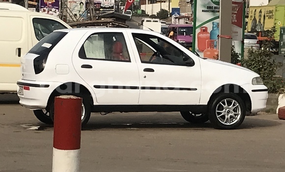 Buy Used Fiat Palio White Car in Accra in Greater Accra Buy Used Fiat Palio White Car in Accra in Greater Accra